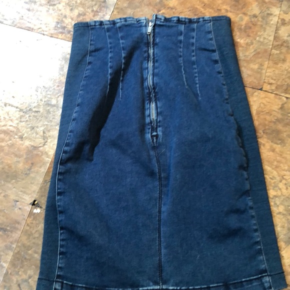 7 for all mankind skirt  small - Picture 2 of 4